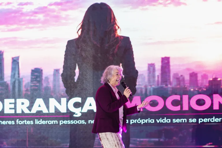 Heloísa Capelas liderança emocional no Summit Rental Gestoras 2026, Pullman Guarulhos