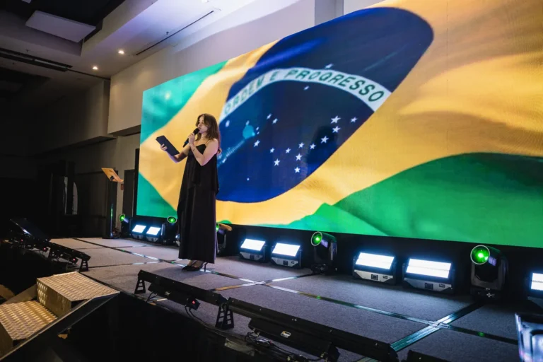 Hino nacional abertura no Summit Rental Gestoras 2026, Pullman Guarulhos