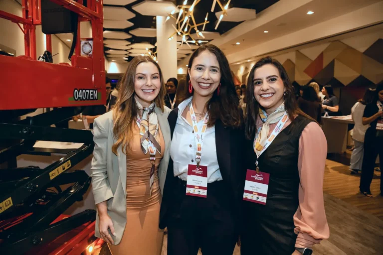 Gestoras do rental em networking no Summit Rental Gestoras 2026